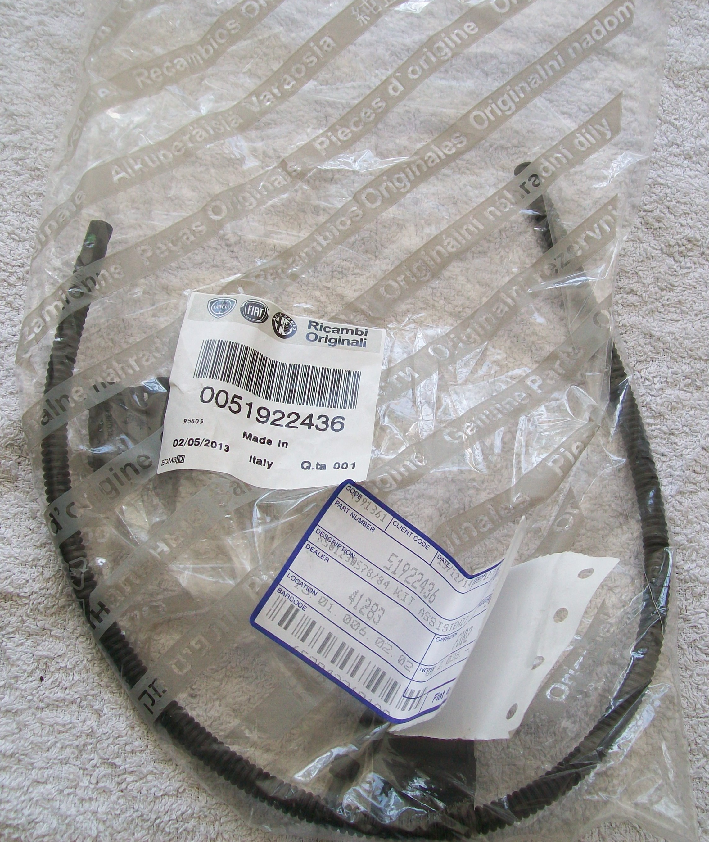 thumbnail image 2 of Genuine Fiat 500 Washer Motor – Used Good Condition 2 of 5